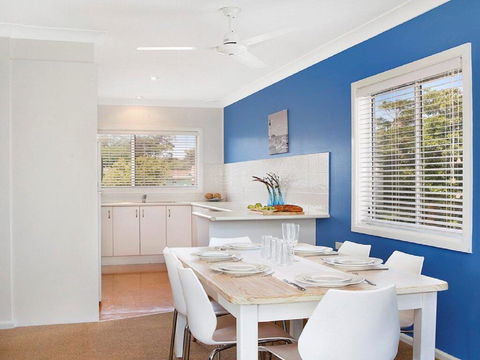 Ocean Blue Apartment Four - Apartment On 2nd Level - Accommodation Gladstone 3