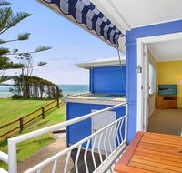 Ocean Blue Apartment Three - apartment on 2nd level - Accommodation Gladstone