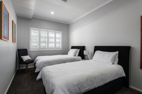 Ocean Break Coolum - Accommodation Gladstone 2
