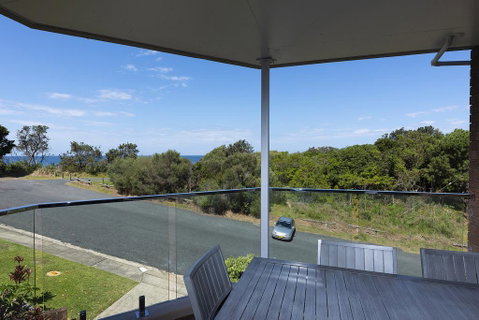 Ocean Crest 10 - Accommodation Gladstone 0
