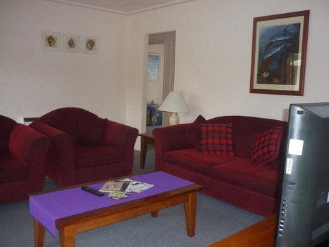 Ocean Drive Apartments - Accommodation Gladstone 2
