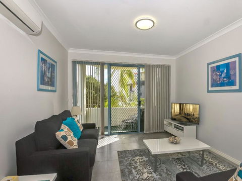 Ocean Palms 1 - Accommodation Gladstone 0