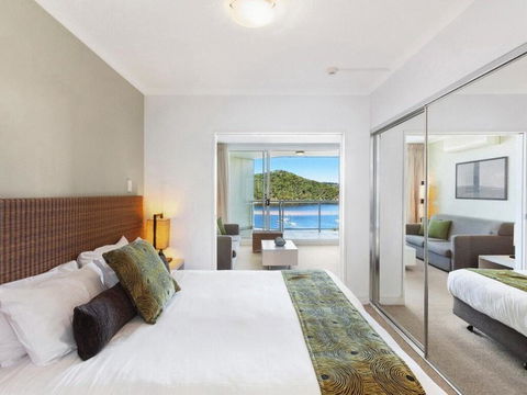 Ocean Panorama - 1 Bedroom Oceanview Apt - Accommodation Gladstone 0