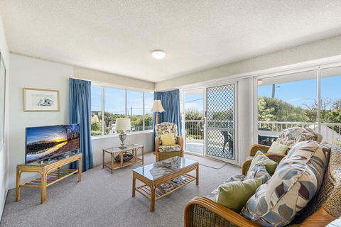 Ocean Shores 2 - 2/60-64 Peregian Esplanade - Accommodation Gladstone 2