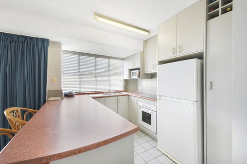 Ocean Shores 2 - 2/60-64 Peregian Esplanade - Accommodation Gladstone 3