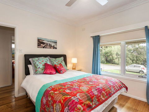 OCEAN SOUNDS - Anglesea - Accommodation Gladstone 1