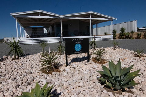Ocean View Retreat - Accommodation Gladstone 0