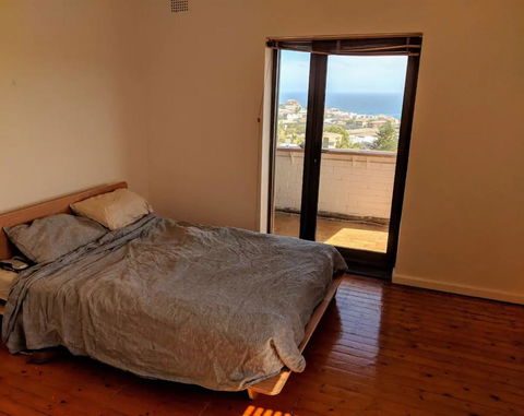 Ocean Views 2 Bedroom Apartment - Accommodation Gladstone 2