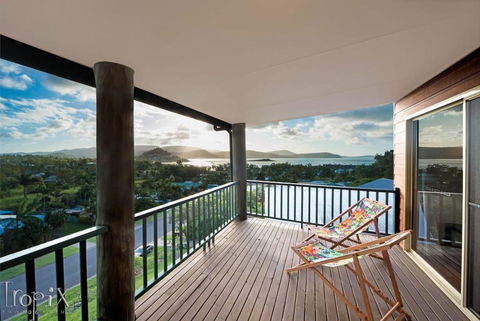 Ocean Views Whitsundays - Accommodation Gladstone 0
