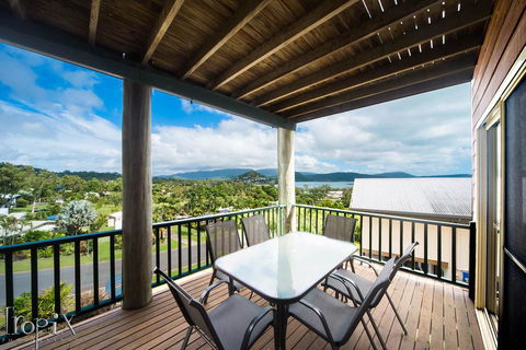 Ocean Views Whitsundays - Accommodation Gladstone 2