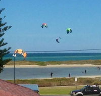Ocean Vista Beach Stay - Accommodation Gladstone