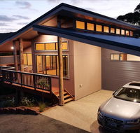 Ocean Islands  Whales  - Accommodation Gladstone
