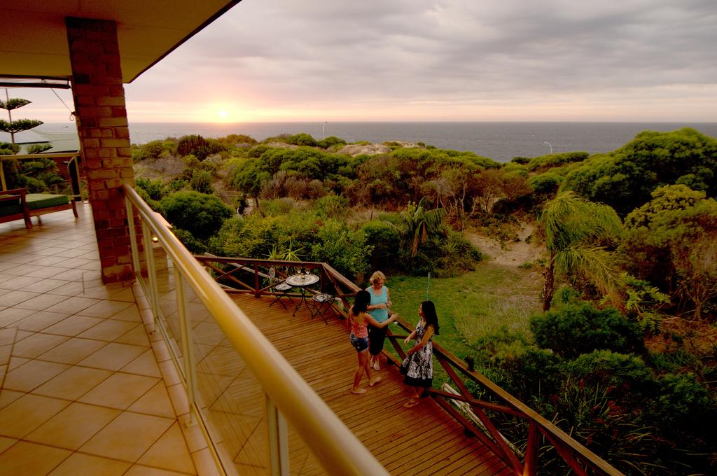 Warnbro WA Accommodation Gladstone