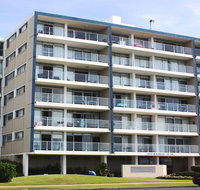 Oceanic 1 - On Forster Main Beach - Accommodation Gladstone