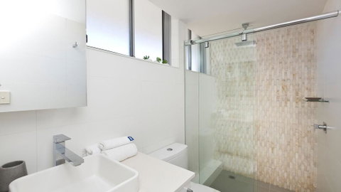 Oceanic 10 -On Forster Main Beach! - Accommodation Gladstone 1