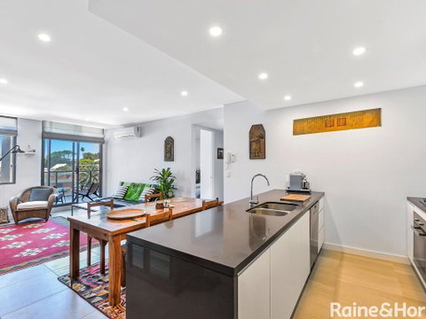 Oceans Edge #8 - 8/5 Campbell Crescent, Terrigal - Accommodation Gladstone 2