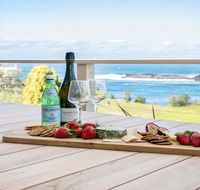 Ohana Oasis - front row to reserve beach and ocean - Accommodation Gladstone