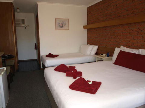 Old Coach Motor Inn Echuca - Accommodation Gladstone 3