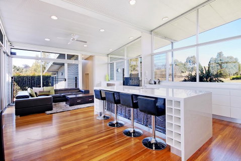 Olive Lakes - Accommodation Gladstone 2