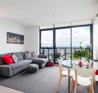 One bedroom City Apt with Spectacular Views - Accommodation Gladstone