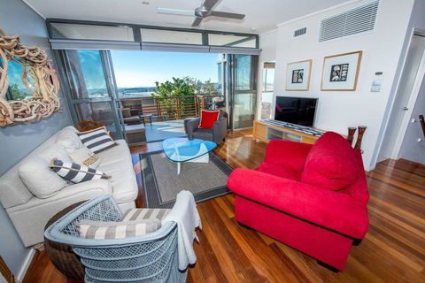 One Mile Ridge 9/26 One Mile Close - Accommodation Gladstone 1