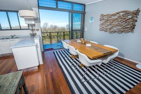 One Mile Ridge 9/26 One Mile Close - Accommodation Gladstone 3