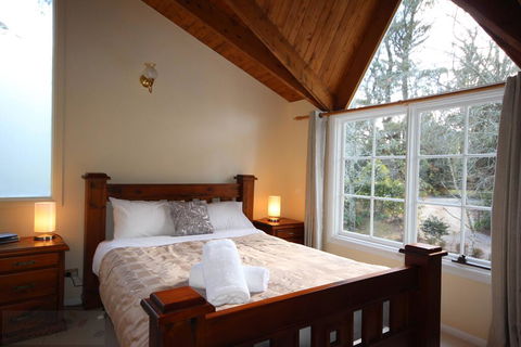 Our Glenbogle - Accommodation Gladstone 2