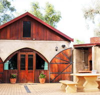 Outback Cellar  Country Cottage - Accommodation Gladstone