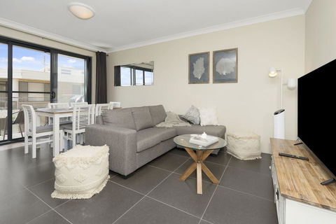 Pacific Court,Unit 10 - Accommodation Gladstone 2