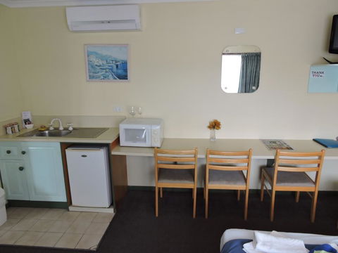 Pacific Motor Inn - Accommodation Gladstone 3