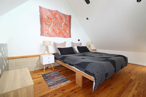 Pacific Terraces 1, 38 Pacific Street - Accommodation Gladstone 0