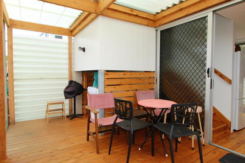 Pacific Terraces 1, 38 Pacific Street - Accommodation Gladstone 1