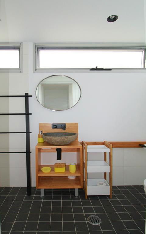 Pacific Terraces 1, 38 Pacific Street - Accommodation Gladstone 3