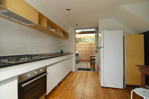 Pacific Terraces 16, 38 Pacific Street - Accommodation Gladstone 1