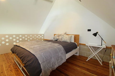 Pacific Terraces 16, 38 Pacific Street - Accommodation Gladstone 2