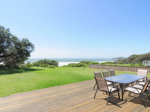 Pacific Views - Direct Access Onto Culburra Beach - Accommodation Gladstone 2