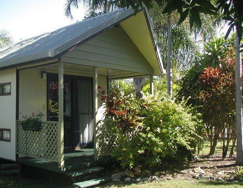 Palm View Holiday Apartments - Accommodation Gladstone 2