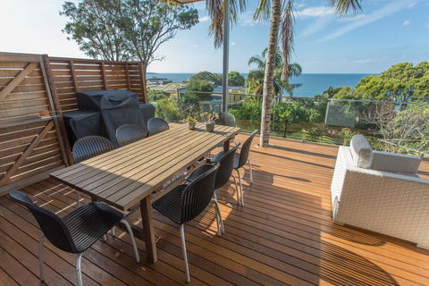 Pambula Family Beach House - Accommodation Gladstone 3