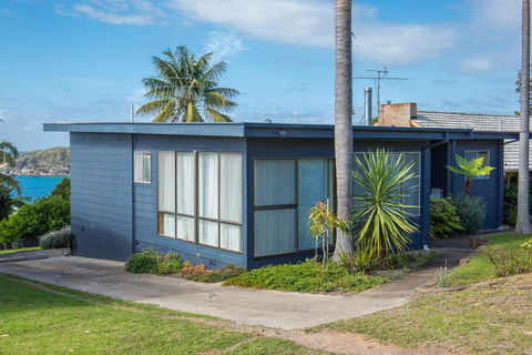 Pambula Family Beach House - Accommodation Gladstone 1