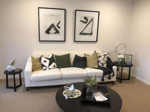 Pampas Grass Homestay A - Accommodation Gladstone 3