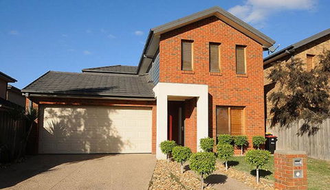Pampas Grass Homestay A - Accommodation Gladstone 0