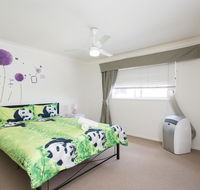 Panda Holiday -Close Mountain Ocean Pet Friendly - Accommodation Gladstone
