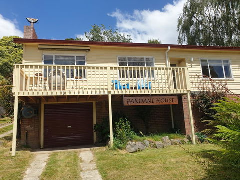Pandani House - Accommodation Gladstone 0