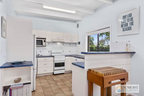 Pandanus On Emerald - Accommodation Gladstone 2