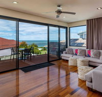 Panoramic views from Private Roof top Deck - Accommodation Gladstone