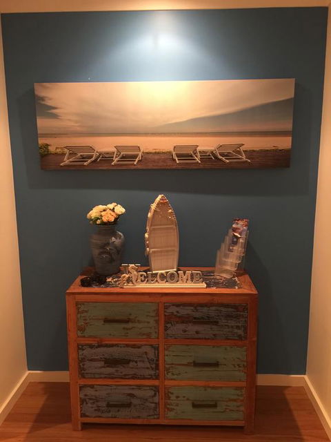 Paradise By The Bay - Accommodation Gladstone 2