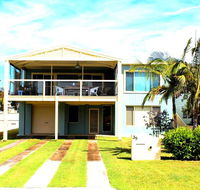 Paradise by the Beach - Accommodation Gladstone