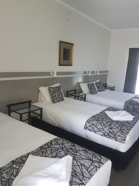 Park Drive Motel - Accommodation Gladstone 1