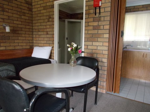 Park House Motor Inn - Accommodation Gladstone 3