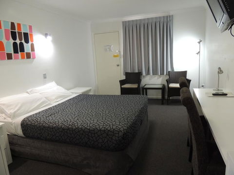 Park View Motel - Accommodation Gladstone 0